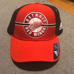 Adidas Detroit Red Wings hat